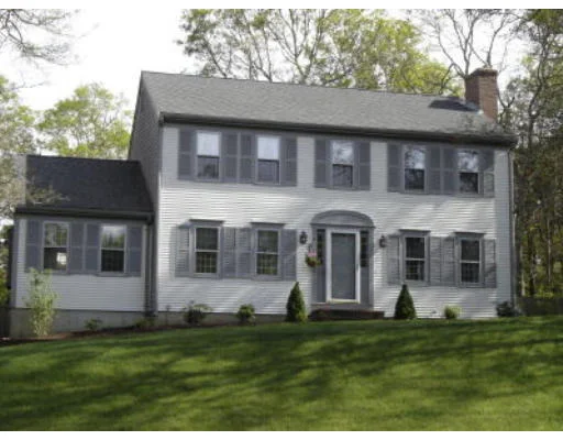 Unit for sale at 6 Elijah Hollow Rd, Sandwich, MA 02563
