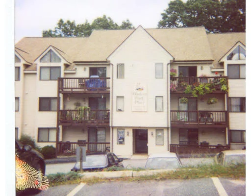 Unit for sale at 10A-11R Hulbert Road, Worcester, MA 01603