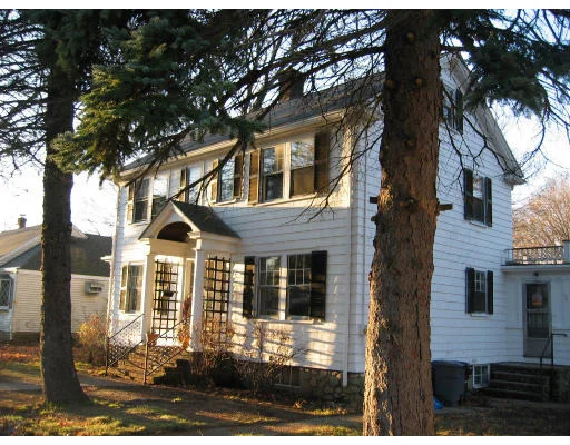 Unit for sale at 78 Elm St, Stoneham, MA 02180