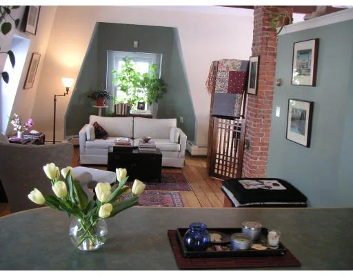 Unit for sale at 10 Cottage St, Cambridge, MA 02139
