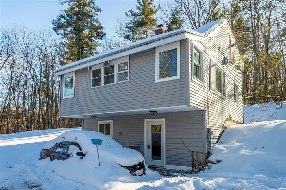 Unit for sale at 137 Deer Bay Rd, Ashby, MA 01431