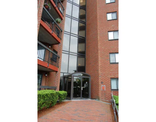 Unit for sale at 60 Rantoul St., Beverly, MA 01915