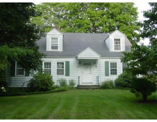 Unit for sale at 522 N Woodstock Rd, Southbridge, MA 01550