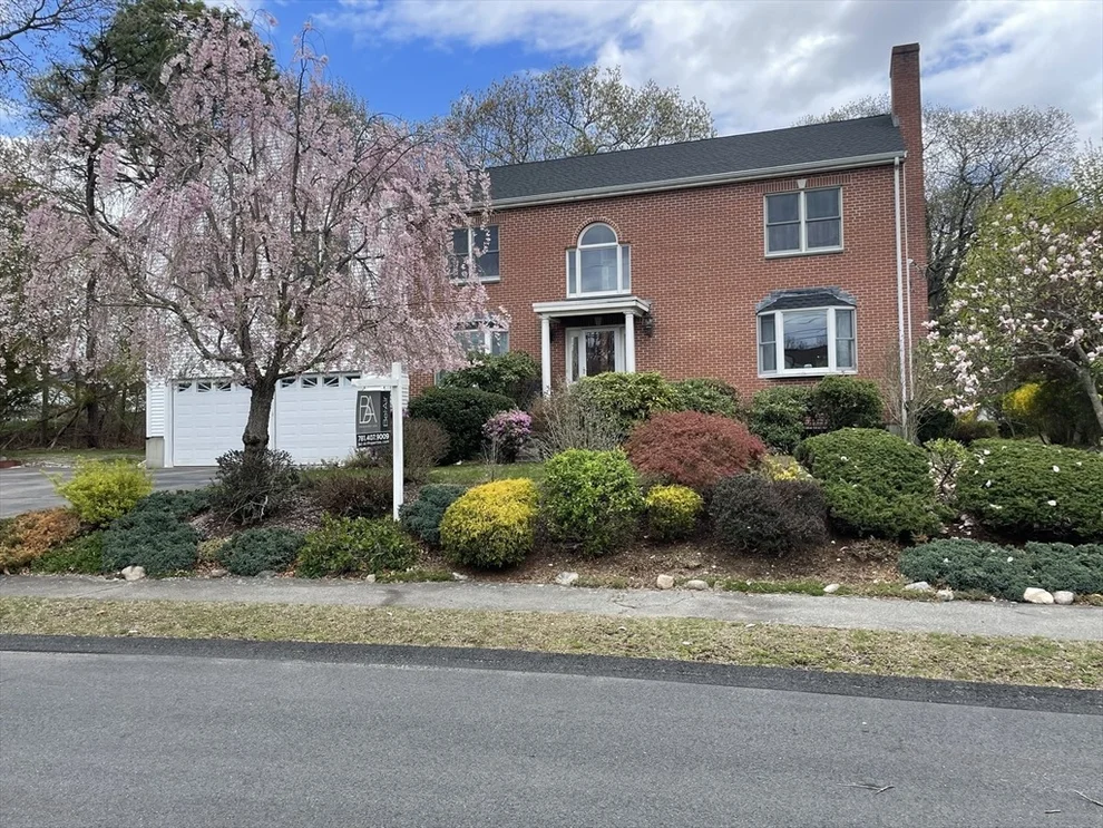 Unit for sale at 26 Feeney Rd, Norwood, MA 02062