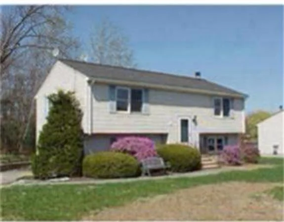 Unit for sale at 18 Marcum Village Rd, Oxford, MA 01537