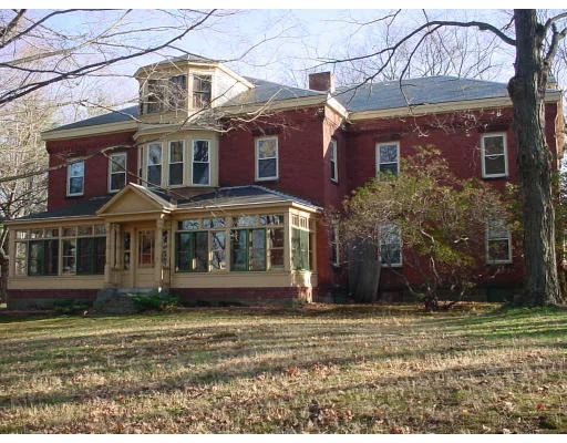 Unit for sale at 3 Park Lane, Northborough, MA 01532