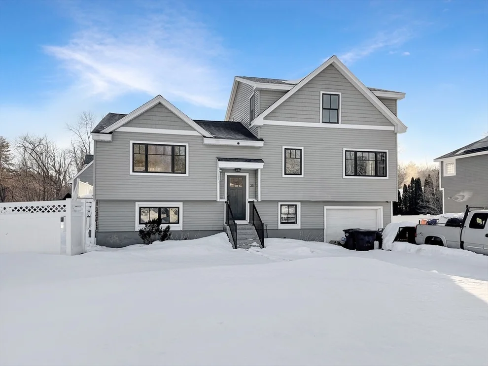 Unit for sale at 25 Lavalley Ln, Newburyport, MA 01950