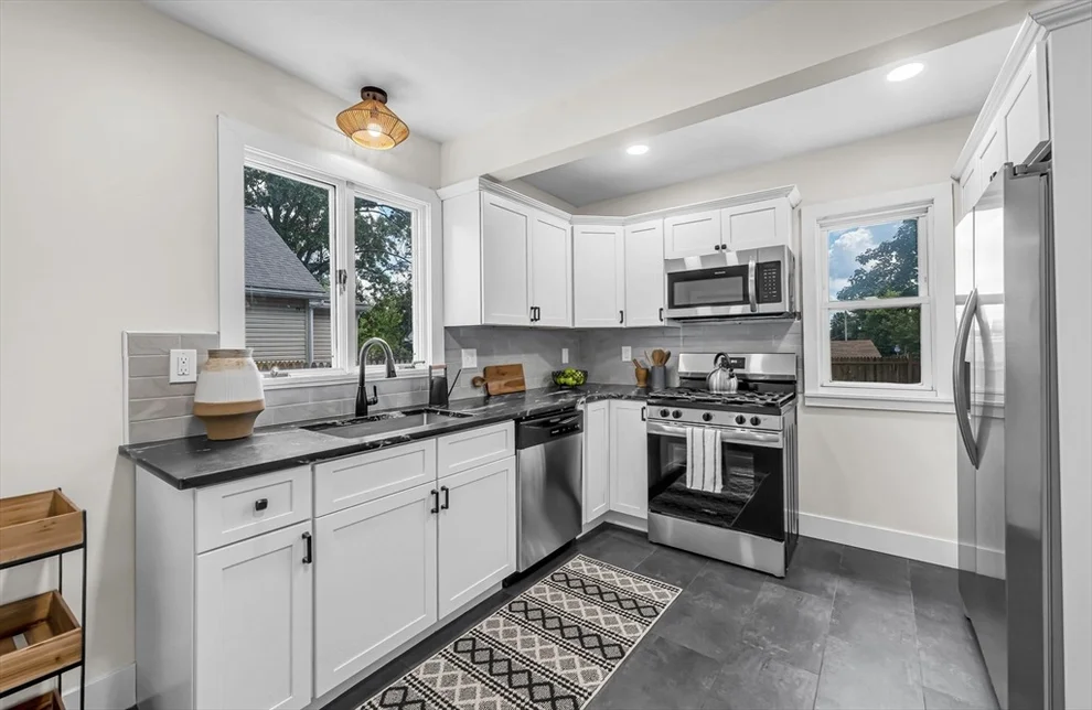 Unit for sale at 19 Eldert St, Springfield, MA 01109