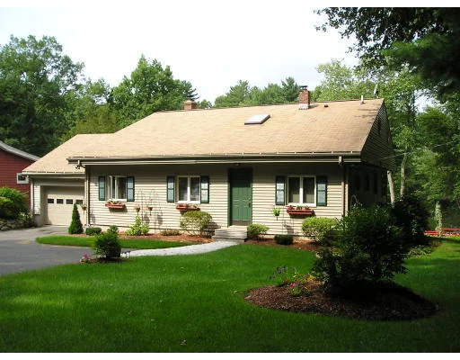 Unit for sale at 29 Lakeshore Dr, Monson, MA 01057