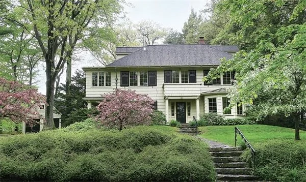 Unit for sale at 50 Spooner Rd, Brookline, MA 02467