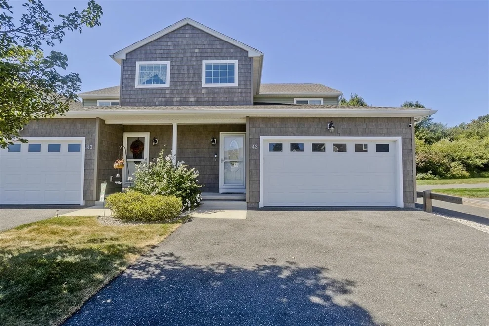 Unit for sale at 353 Fuller St, Ludlow, MA 01056