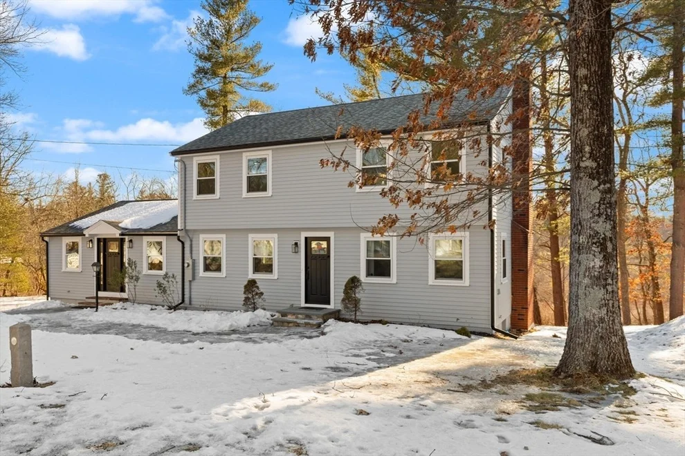 Unit for sale at 82 Pleasant St, Westford, MA 01886