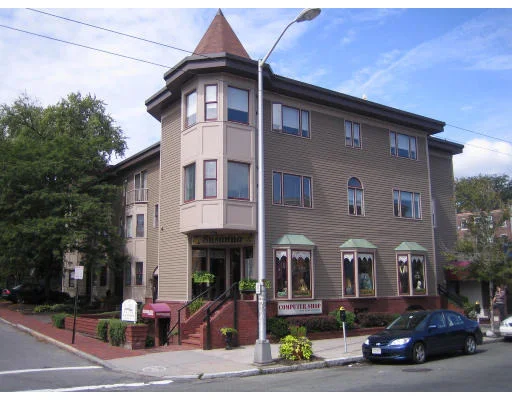 Unit for sale at 1 Lancaster St., Cambridge, MA 02140