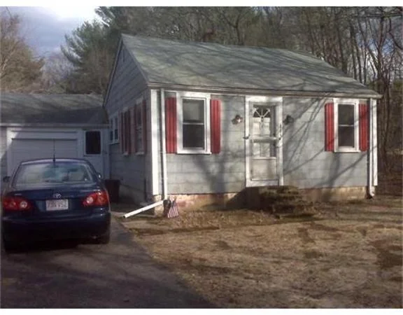 Unit for sale at 105 Fuller St, Middleboro, MA 02346