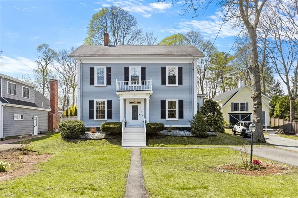 Unit for sale at 32 Lincoln Rd, Medford, MA 02155