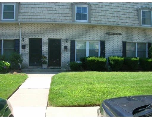 Unit for sale at 4 Plantation Dr., Agawam, MA 01001