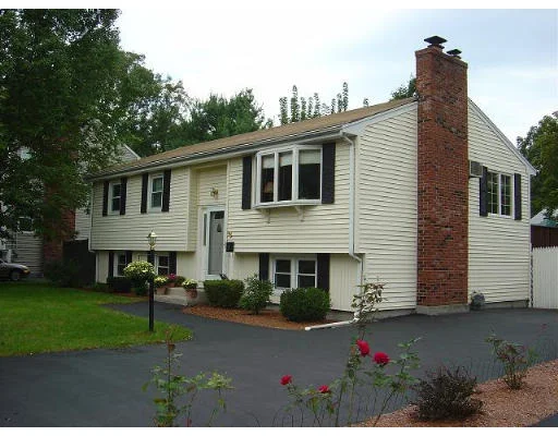 Unit for sale at 6 Cook Street, Shrewsbury, MA 01545