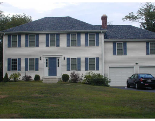 Unit for sale at 91 Central Street, Millville, MA 01529