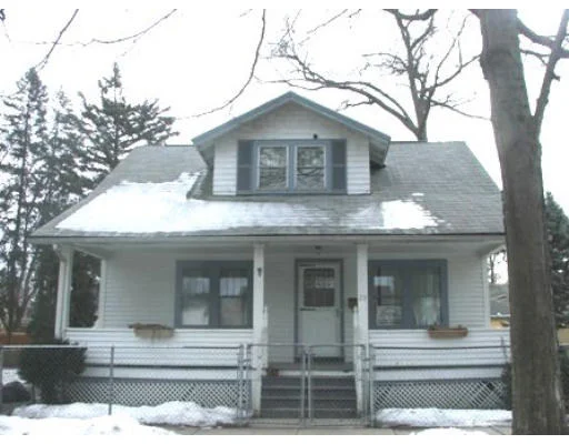 Unit for sale at 29 Melville St, Springfield, MA 01104