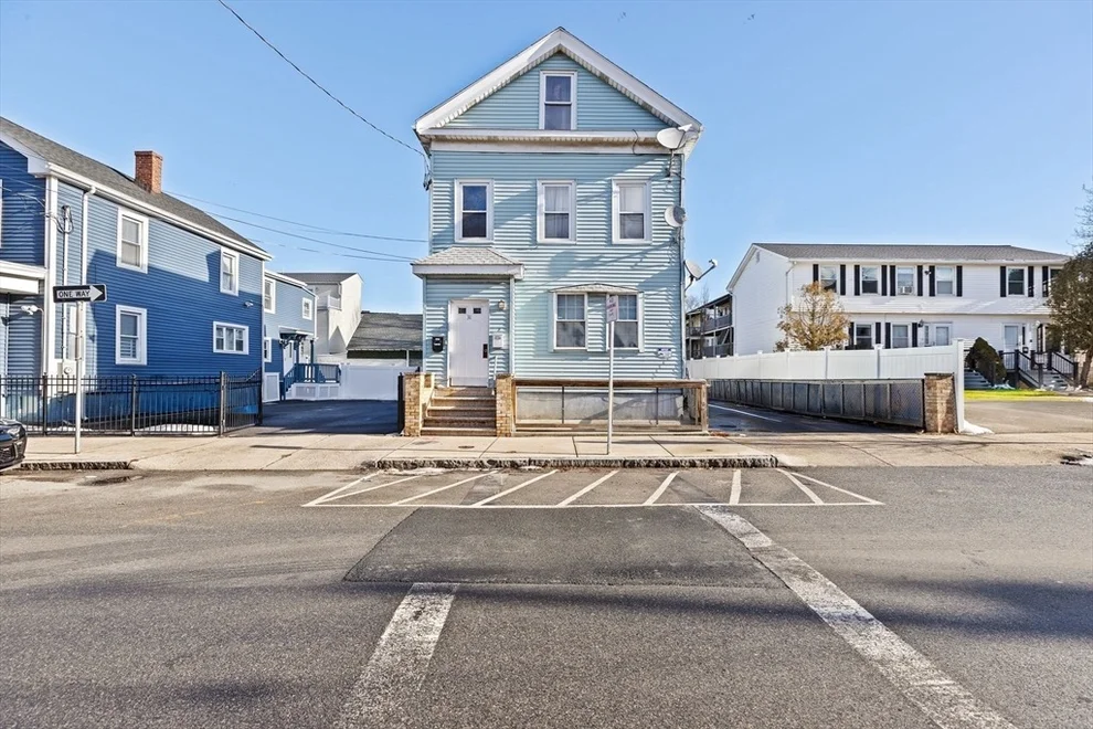 Unit for sale at 31 Heard St, Chelsea, MA 02150