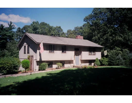 Unit for sale at 685 Aldrich St., Uxbridge, MA 01569