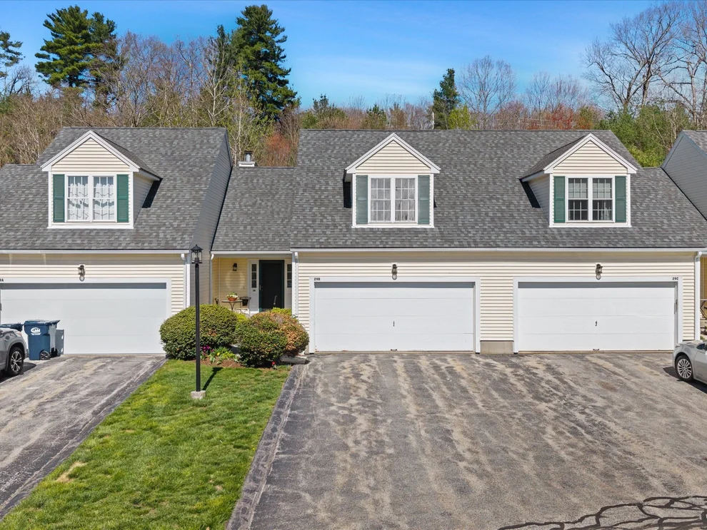 Unit for sale at 29 Coldspring Dr, Sutton, MA 01590