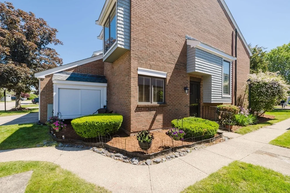 Unit for sale at 241 Greenbrook Dr, Stoughton, MA 02072