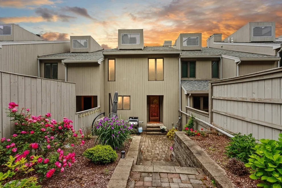 Unit for sale at 116 Mill Pond, North Andover, MA 01845