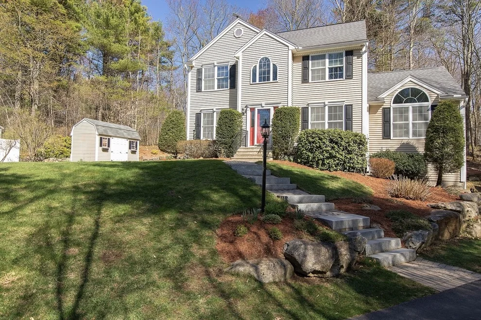 Unit for sale at 17 Foster Ct, Gardner, MA 01440