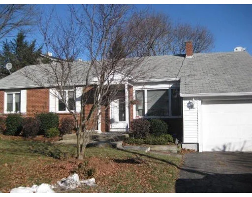 Unit for sale at 110 Circle Dr, Waltham, MA 02452