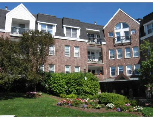 Unit for sale at 97 Anderer Ln, Boston, MA 02132