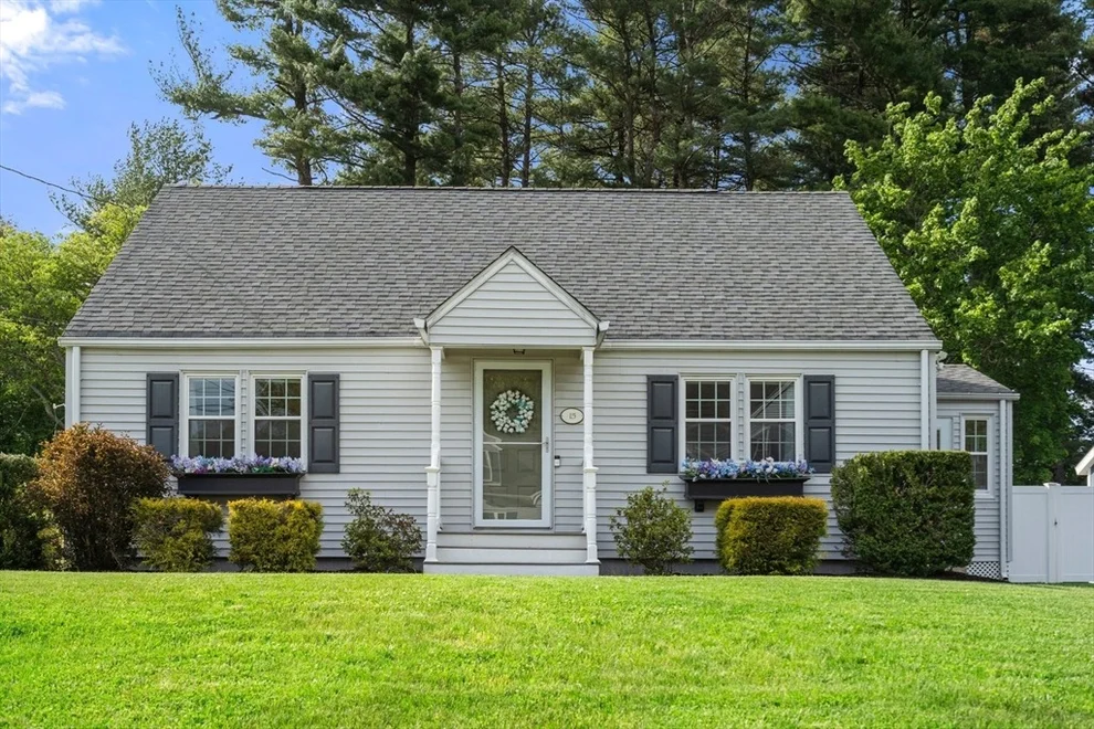Unit for sale at 15 Marie St, Tewksbury, MA 01876