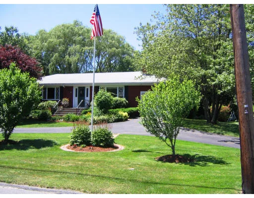 Unit for sale at 7 Fred St, Burlington, MA 01803