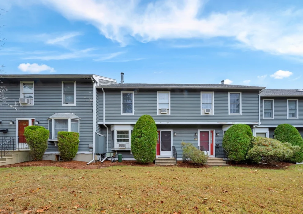 Photo of 5 Mayberry Drive, Westborough, MA 01581