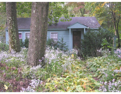 Unit for sale at 6 Pinecrest Rd., Littleton, MA 01460