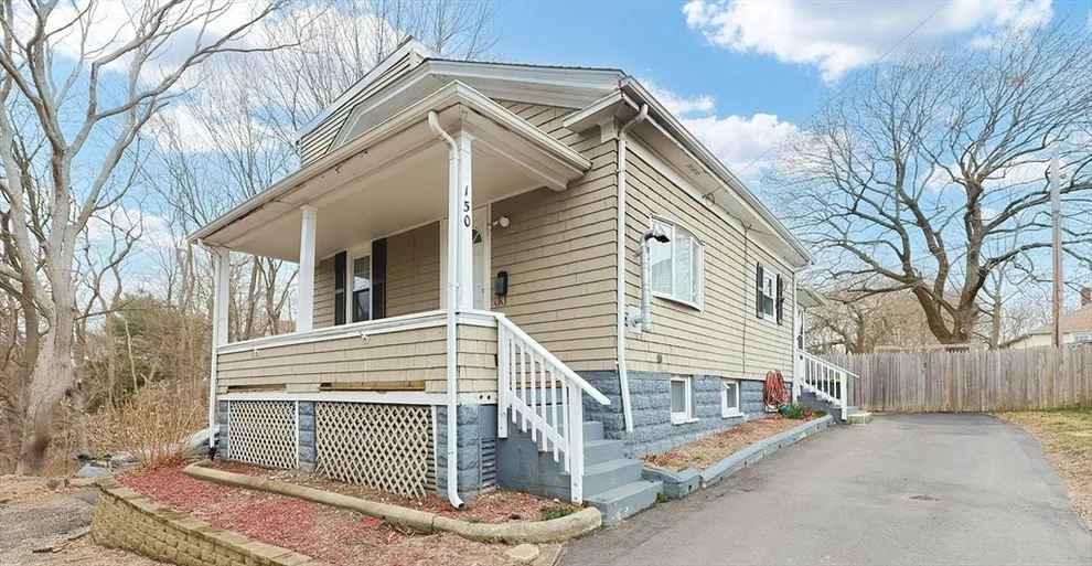 Unit for sale at 150 Garden St, Bellingham, MA 02019