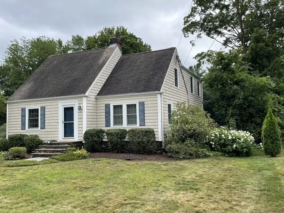 Unit for sale at 48 High Plain Rd, Andover, MA 01810