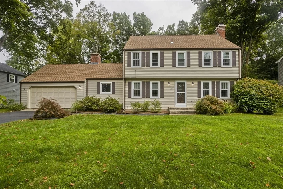 Unit for sale at 236 Forest Glen, West Springfield, MA 01089