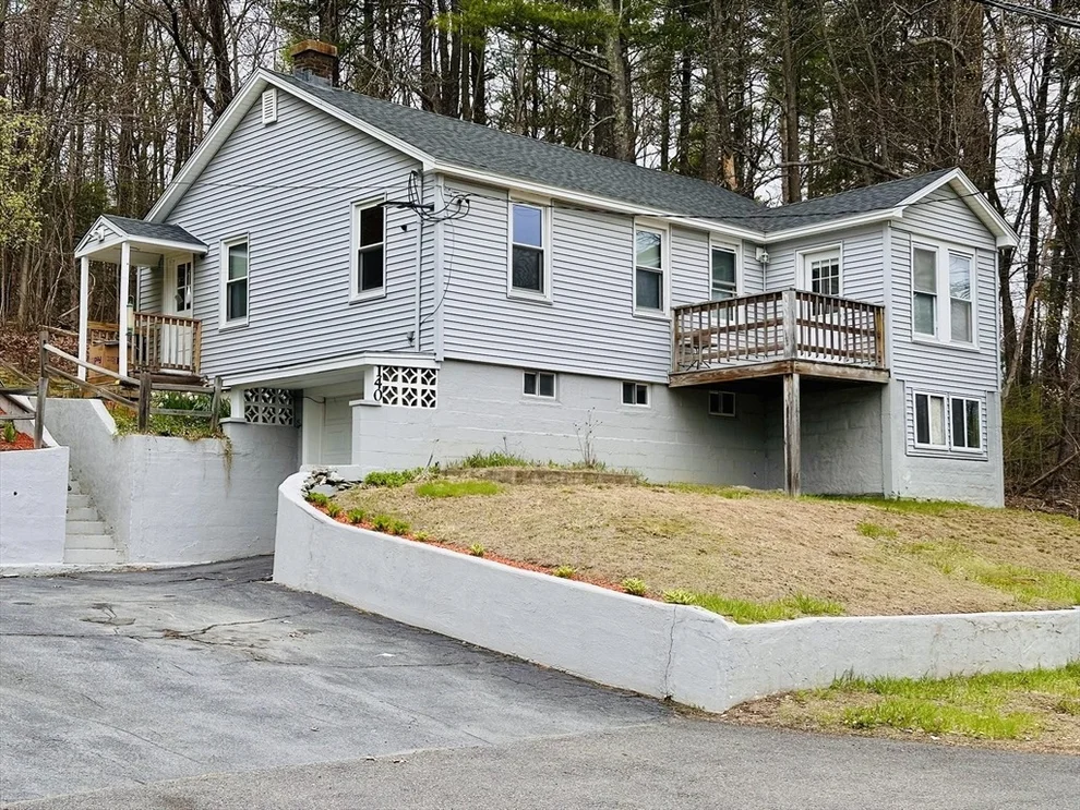 Unit for sale at 140 Leominster Rd, Sterling, MA 01564