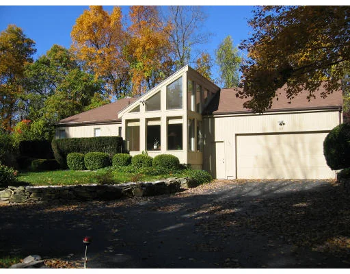 Unit for sale at 588 Pleasant St, Framingham, MA 01701