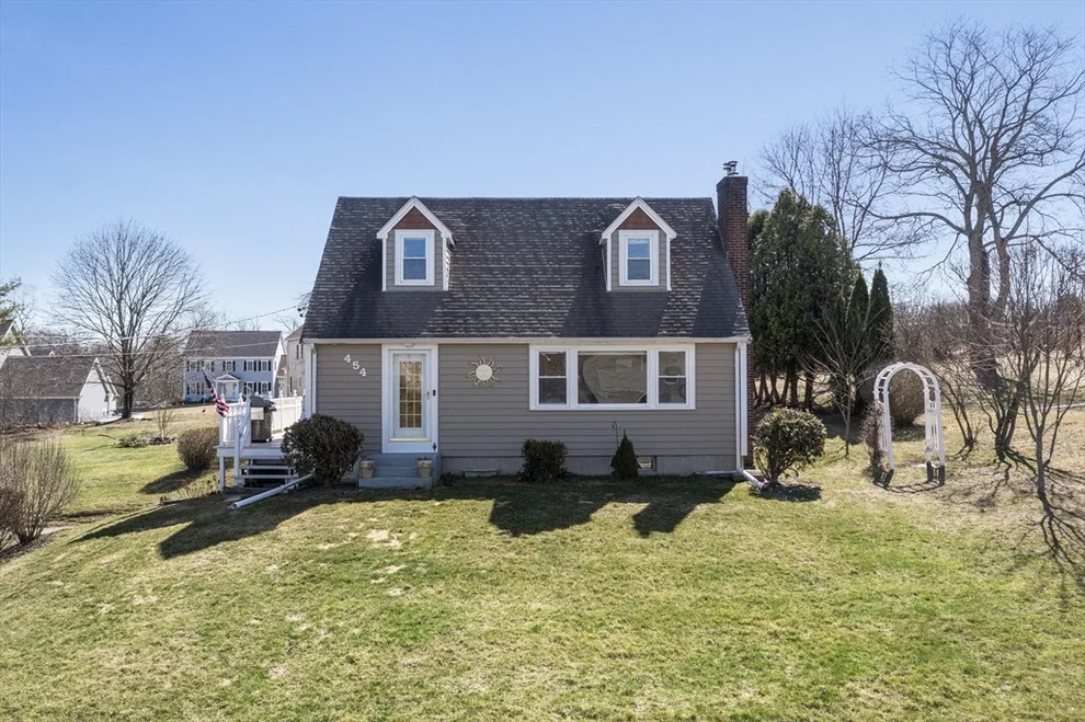 Unit for sale at 454 High Street, North Attleboro, MA 02760