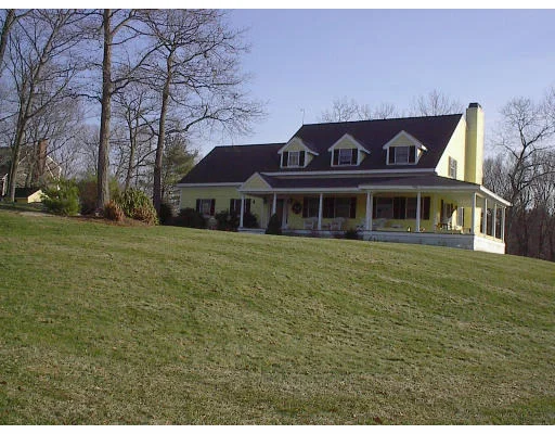 Unit for sale at 4 Pine Ridge Road, Essex, MA 01929