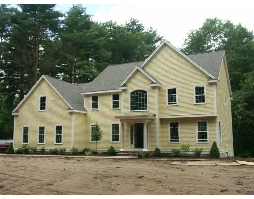 Unit for sale at 63 Causeway St, Medfield, MA 02052