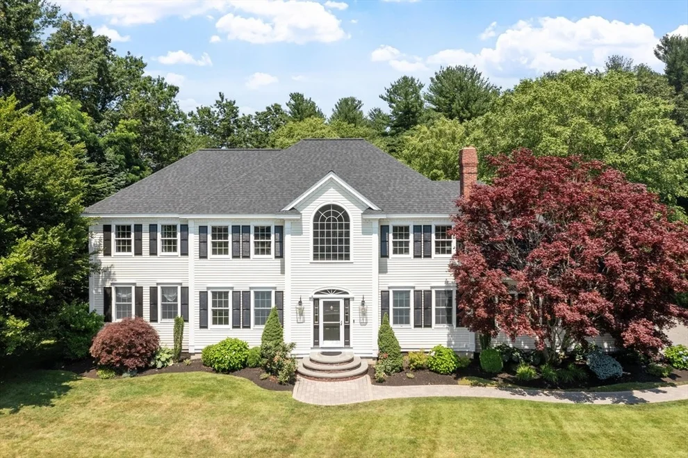 Unit for sale at 11 Oscars Way, North Reading, MA 01864