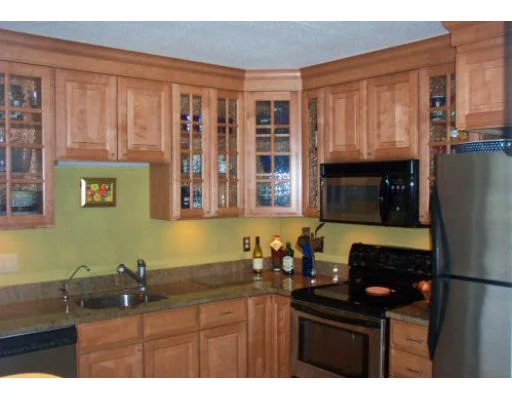Unit for sale at 100 Cove Way, Quincy, MA 02169