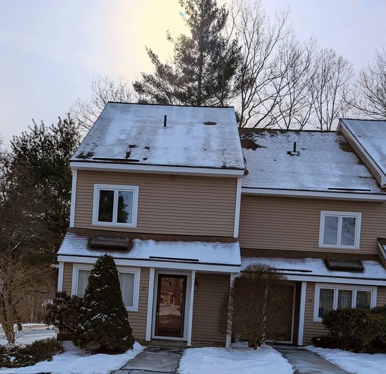 Unit for sale at 70 Pleasant St, Oxford, MA 01537