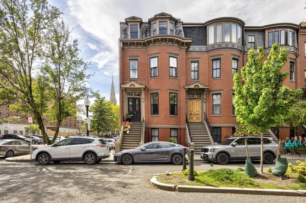 Unit for sale at 12 Braddock Park, Boston, MA 02116