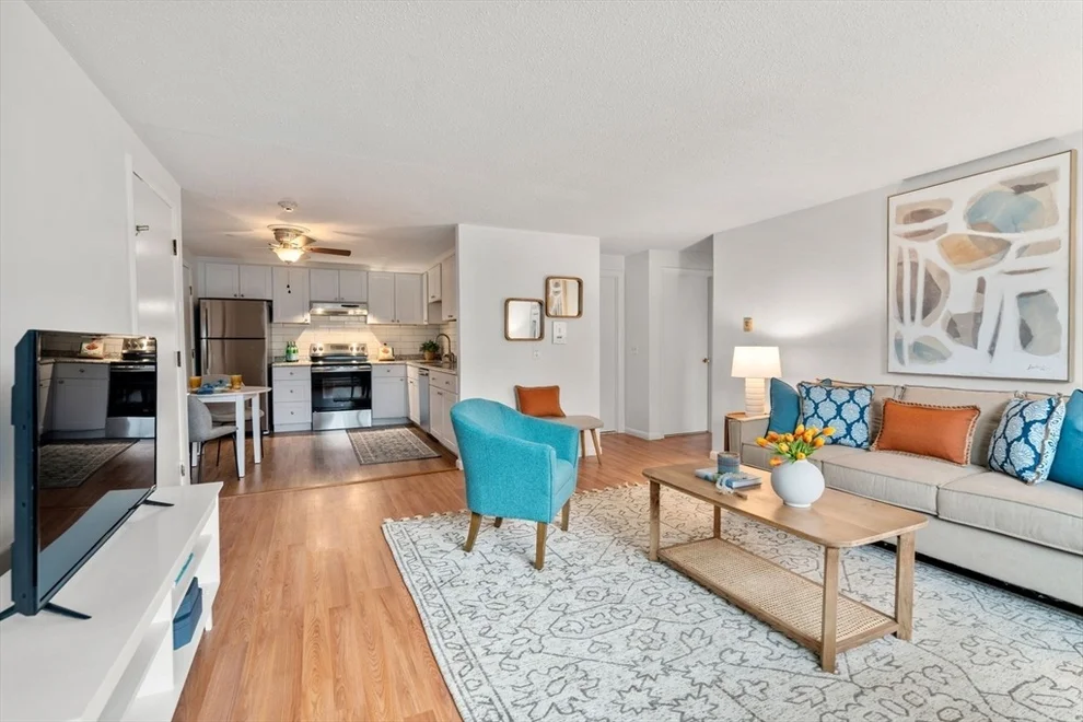 Unit for sale at 89 Pleasant St, Medfield, MA 02052