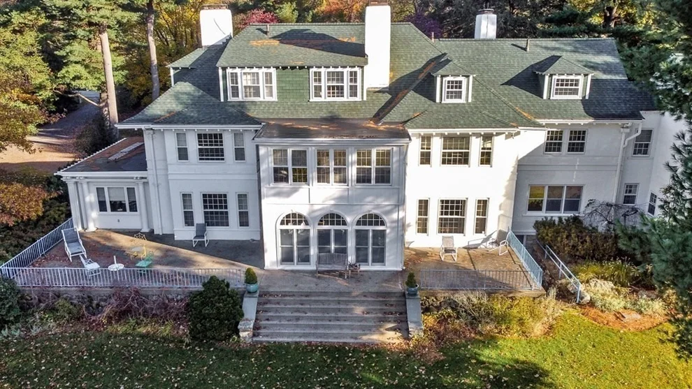 Unit for sale at 130 Main Street, Southborough, MA 01772