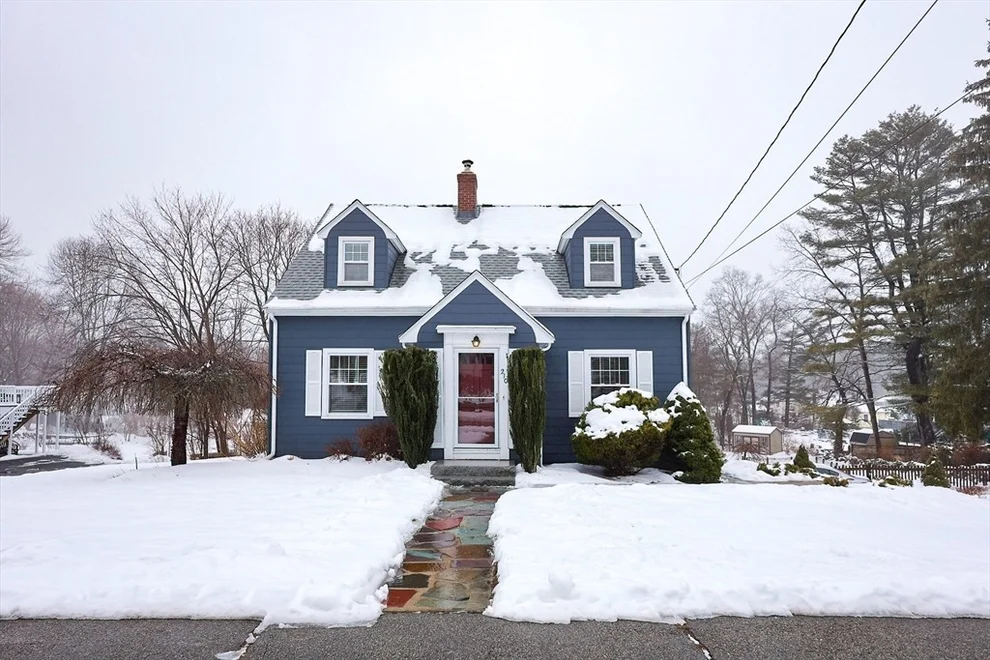 Unit for sale at 210 Dutcher St, Hopedale, MA 01747
